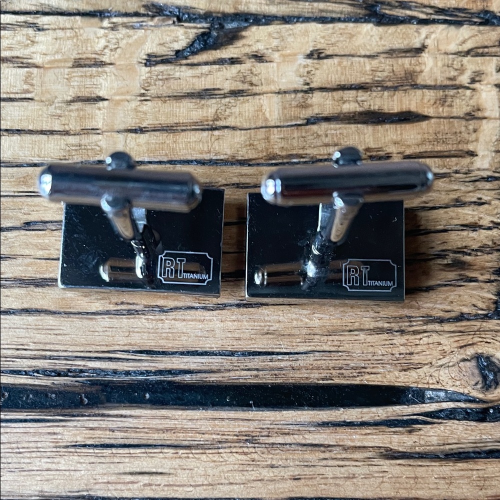 Silver Titanium Rectangular Cufflinks - image 2